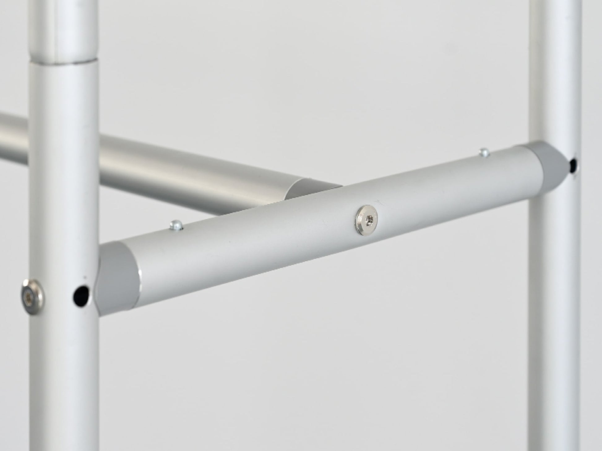 3D Fabric Banner Stand mid bar for sturdy stand