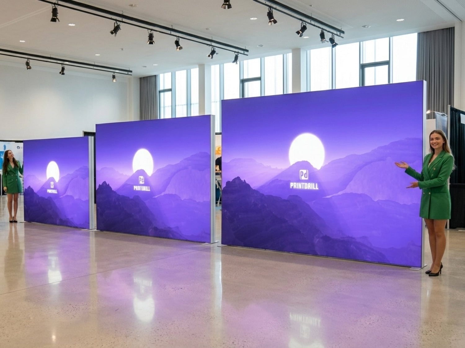 SEG LightBox Display - 13 ft fits all  Booth sizes