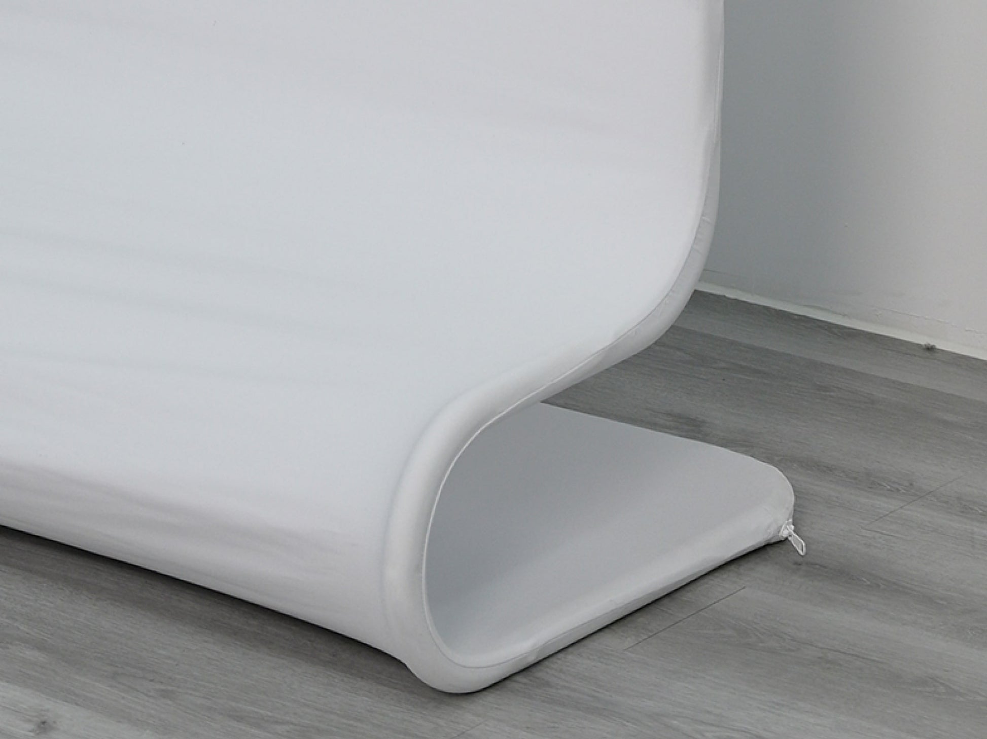 Snake Fabric Display Stands Base